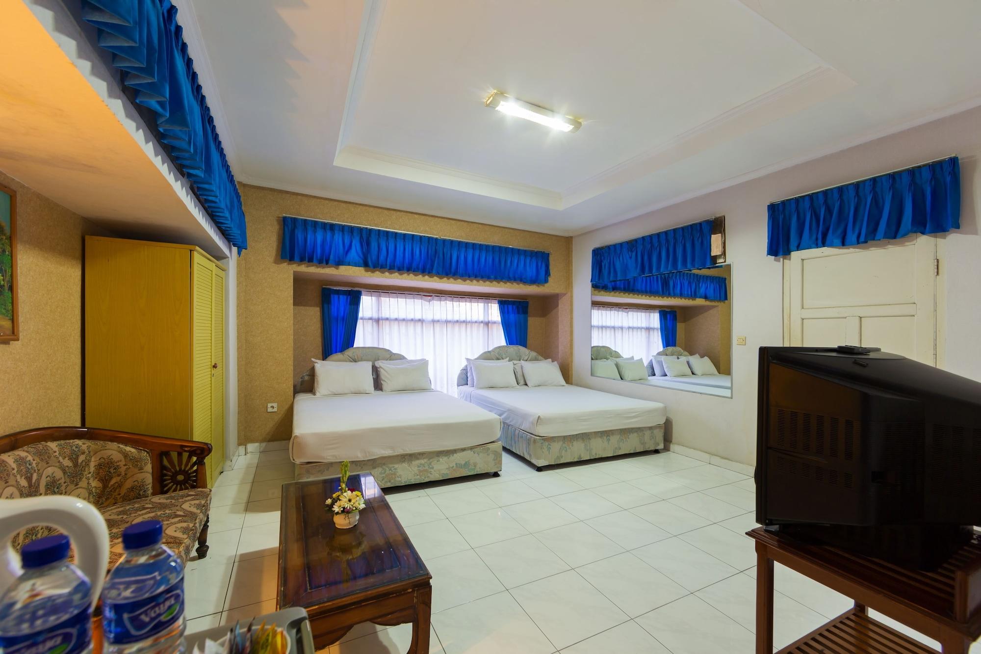 Oyo 3134 Puri Tamu Hotel Jimbaran Buitenkant foto