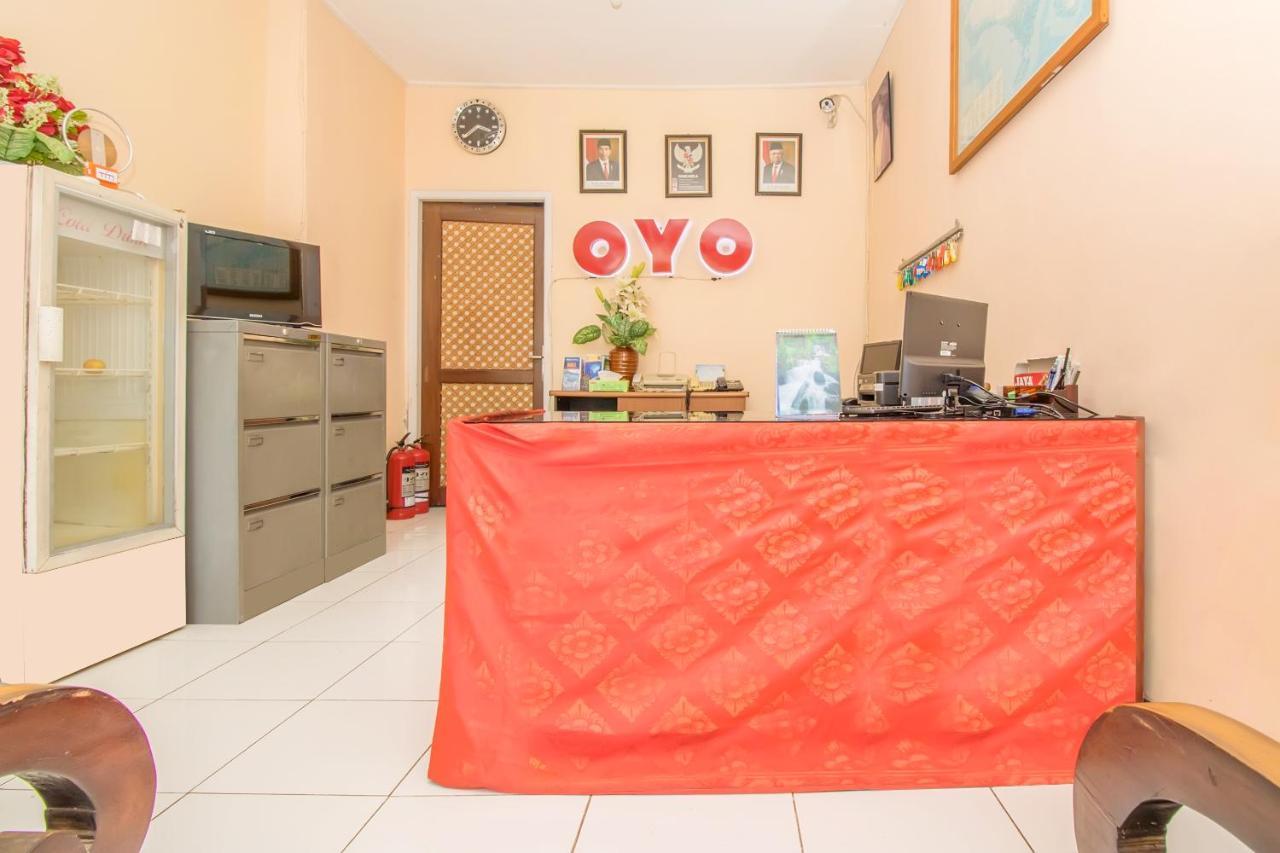 Oyo 3134 Puri Tamu Hotel Jimbaran Buitenkant foto