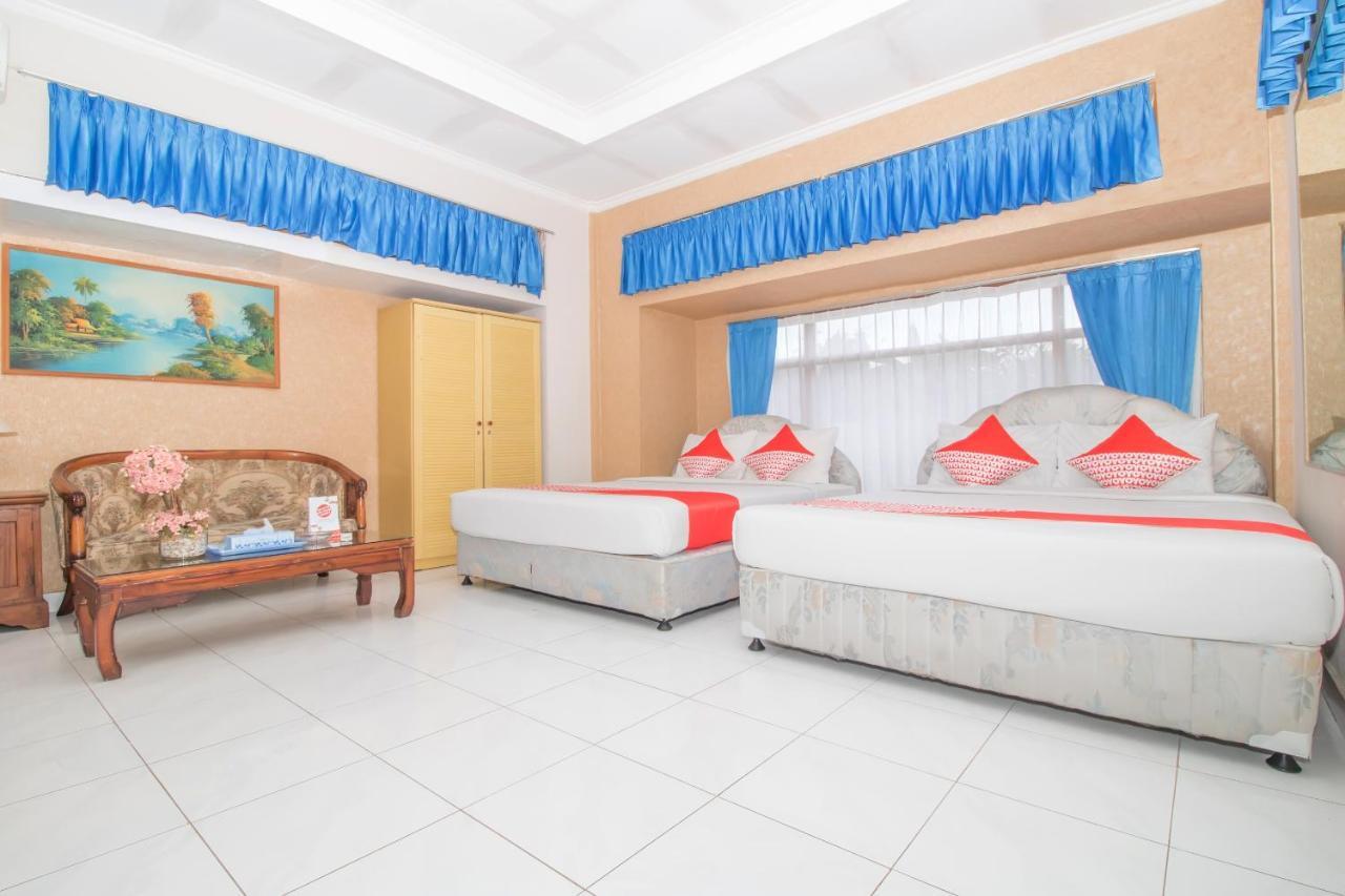 Oyo 3134 Puri Tamu Hotel Jimbaran Buitenkant foto
