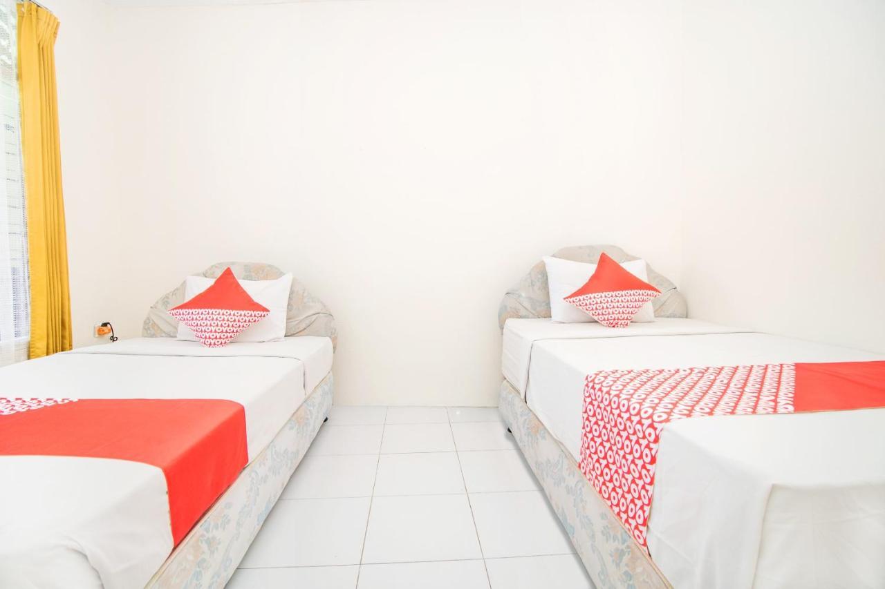 Oyo 3134 Puri Tamu Hotel Jimbaran Buitenkant foto